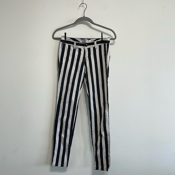 Striped Jeans - Foreign Exchange - Picture 1 of 5